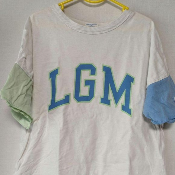 Used Kids' T-shirts - Picture 1 of 2